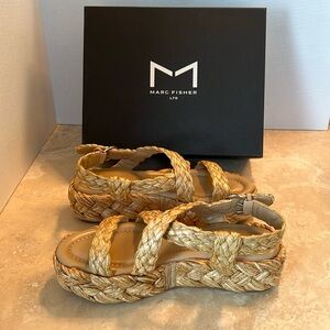 Marc Fisher Genie Platform Sandals Size 7.5